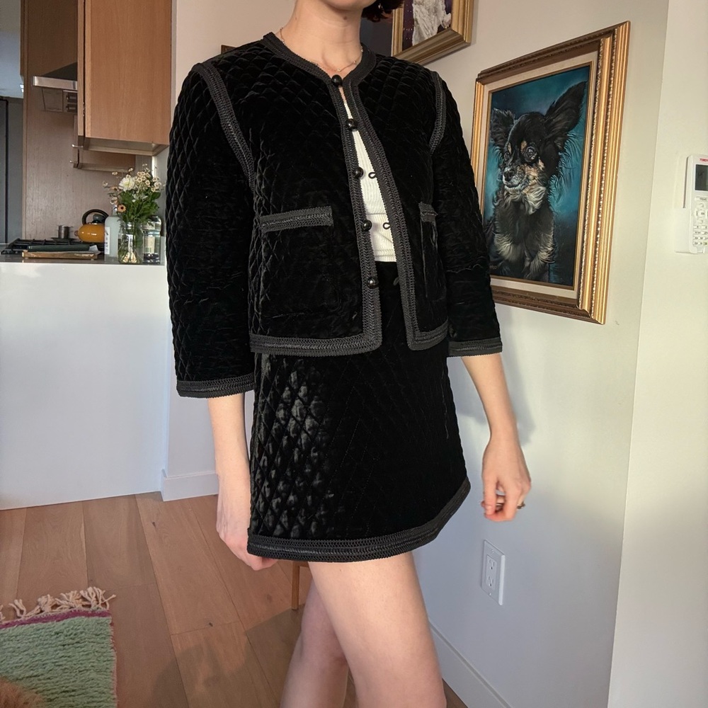 Cara Cara Elegant Black Quilted Matching Set. Size XS